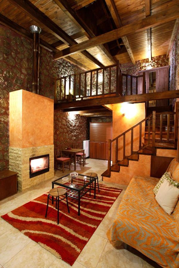 Kato Sinikia Trikalon Paliokastro Guesthouse מראה חיצוני תמונה
