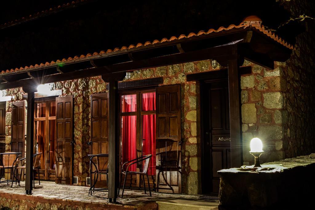 Kato Sinikia Trikalon Paliokastro Guesthouse חדר תמונה