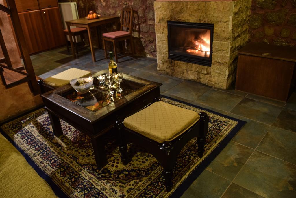 Kato Sinikia Trikalon Paliokastro Guesthouse חדר תמונה