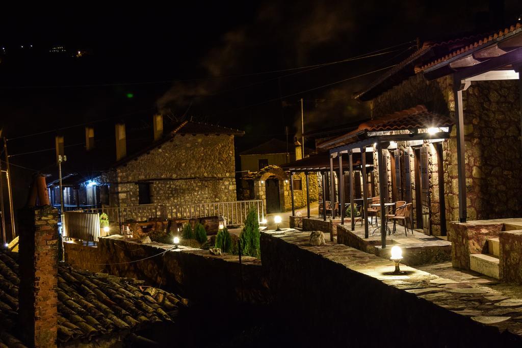 Kato Sinikia Trikalon Paliokastro Guesthouse מראה חיצוני תמונה