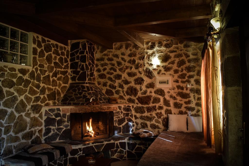 Kato Sinikia Trikalon Paliokastro Guesthouse חדר תמונה