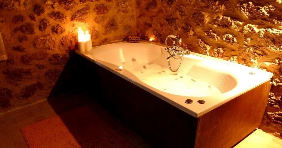 Kato Sinikia Trikalon Paliokastro Guesthouse חדר תמונה